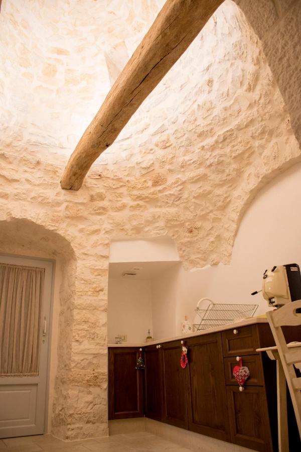 I Trulli Di Nonno Battista Villa Locorotondo Kültér fotó