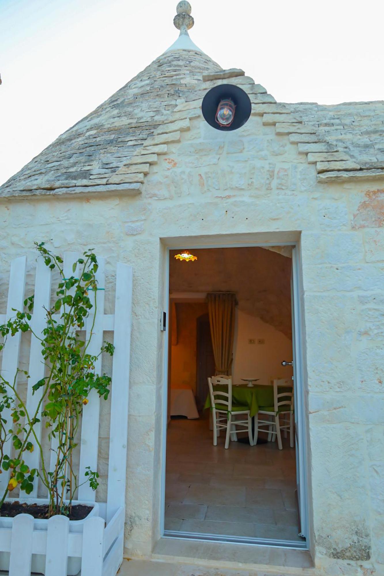 I Trulli Di Nonno Battista Villa Locorotondo Kültér fotó